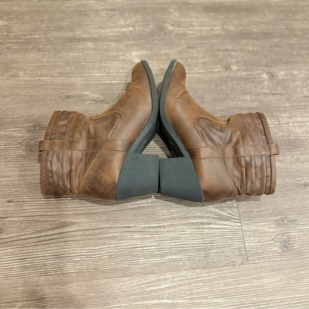 Arizona Jeans Co. Brown Western Ankle Boots with Chunky Heel size 7 - Picture 7 of 11